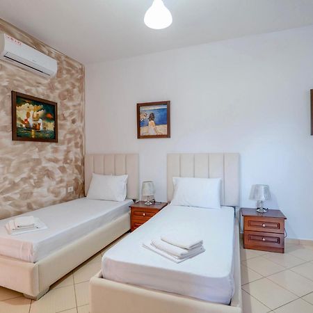 Eleni Guest House Saranda Extérieur photo