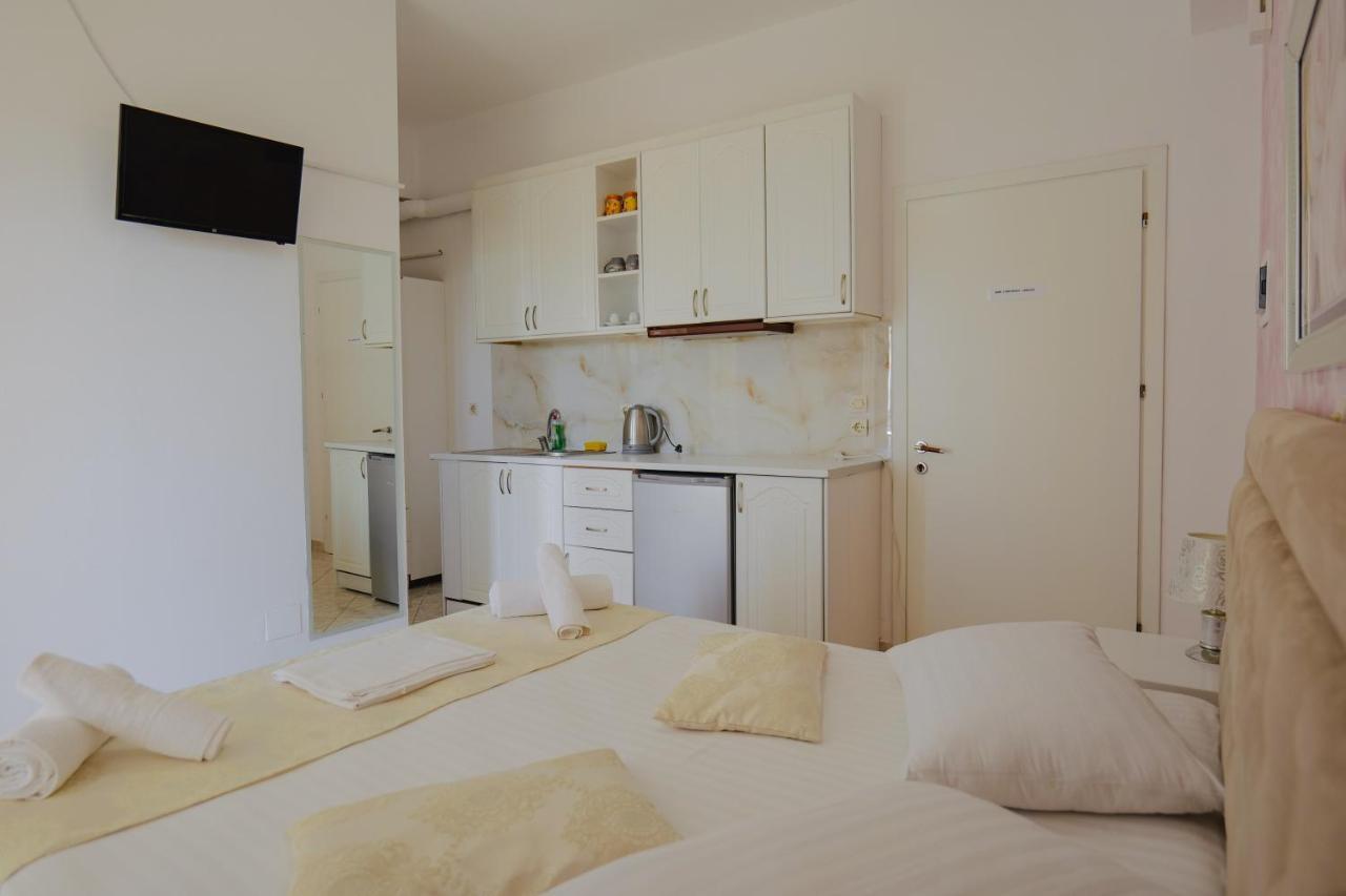 Eleni Guest House Saranda Extérieur photo