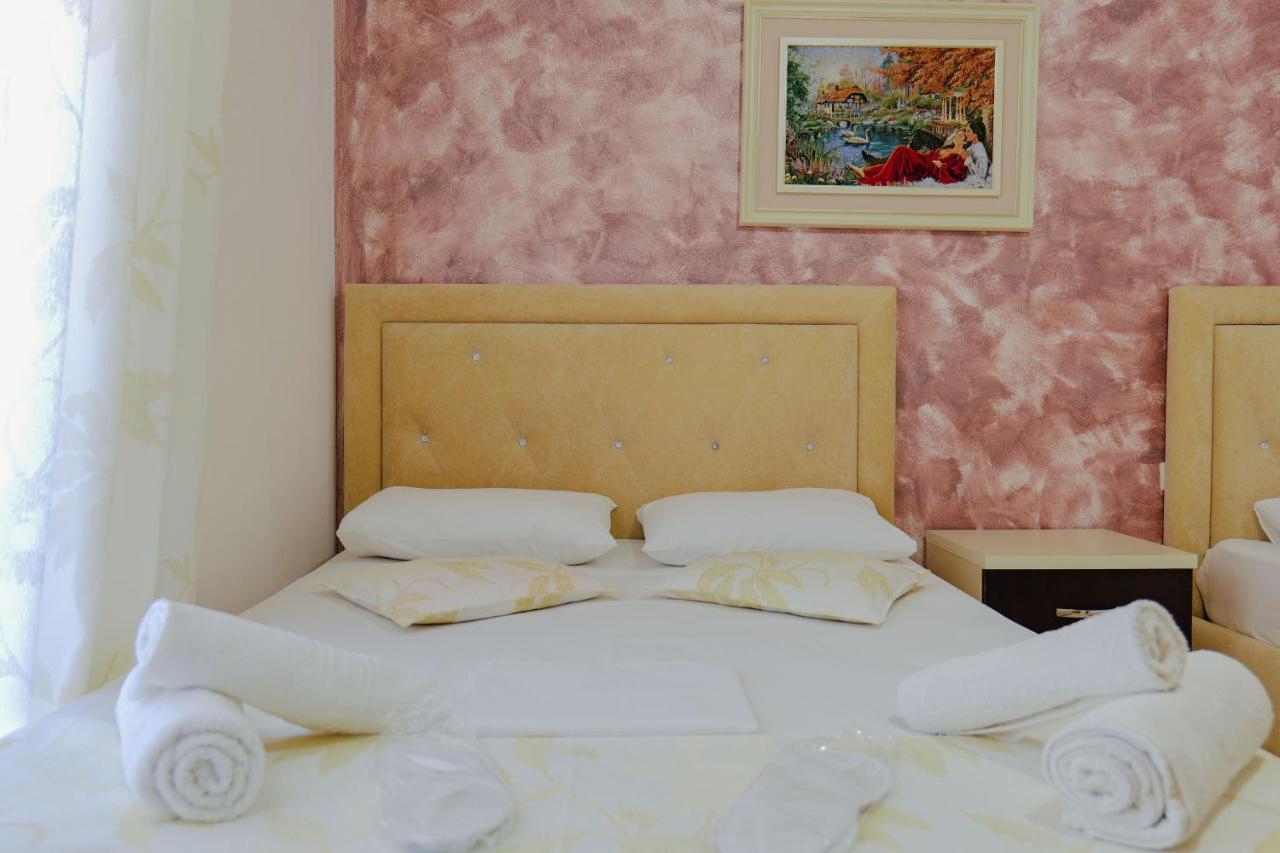 Eleni Guest House Saranda Extérieur photo